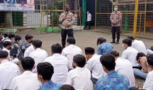 Cegah Tawuran Pelajar, Kapolsek Cisoka Sambangi SMP Dan SMK Yapidi Jayanti.(ist)