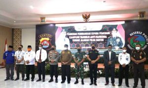 Pemberian Penghargaan Kepada Pemenang Kampung Tangguh Anti Narkoba Terbaik Jajaran Polda Banten.(ist) portalkota.id