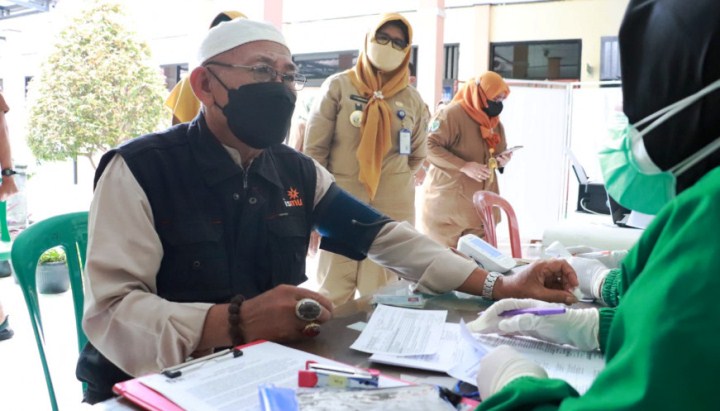 Camat Sukamulya: Hari Kedua, Animo Lansia Ikut Vaksinasi Booster Sangat Besar.(ist) portalkota.id