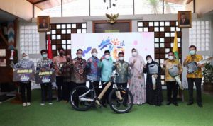 Meriahkan HUT Kota Tangerang, Pemkot Serahkan Serangkaian Penganugerahan dan Hadiah Lomba.(ist) Portalkota.id