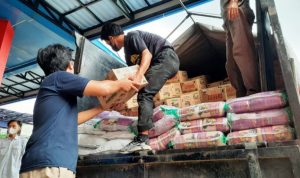 Pemkab Tangerang Distribusikan 3.500 Liter Minyak Goreng ke Pelaku Industri Kecil.(ist) Portalkota.id