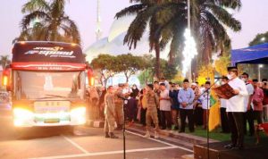 Lepas Calon Jamaah Haji Kota Tangerang, Sachrudin Minta Jamaah Taat Prokes.(ist) Portalkota.id