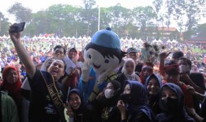 Seru Jasa! Wali Kota Tangerang Kumpul Bareng Warga di Cisadane Walk Festival.(ist) Portalkota.id
