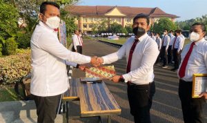 Ungkap Kasus Periode Juli 2022, Polda Banten Apresiasi Personel Berprestasi.(ist) Portalkota.id