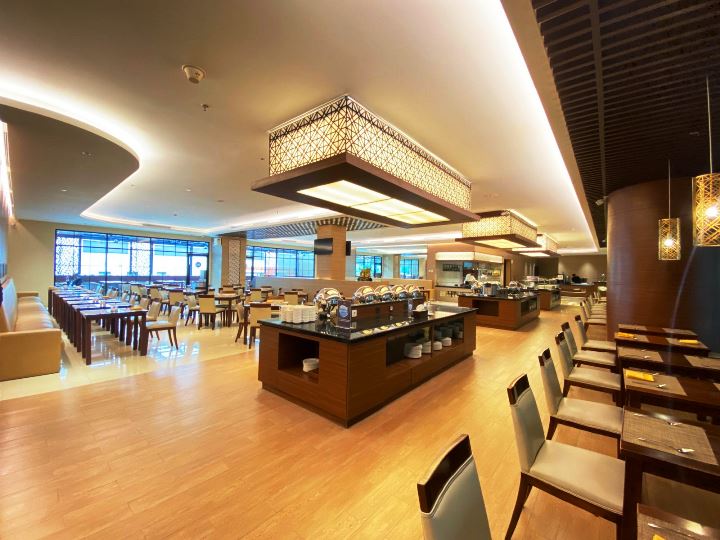 Hadir Kembali Nikmati Wajah Baru Kembang Sepatoe Restaurant Hotel Santika Premiere Bintaro.(ist) Portalkota.id