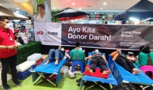 Kegiatan Donor Darah di Ace Hardware Living Plaza Bintaro.(uci) Portalkota.id