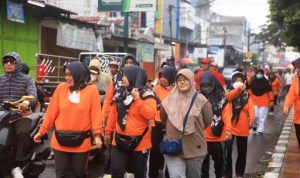 Jalan Sehat Ramaikan HUT 42 Cibodasari.(ist) Portalkota.id