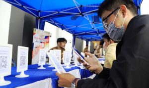 Safari Pembangunan Kecamatan Cipondoh Diburu Para Pencari Kerja.(ist) Portalkota.id