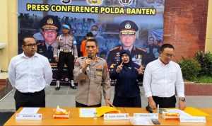 Ditresnarkoba Polda Banten Tangkap Pelaku Narkoba yang Gunakan Mobil Dinas Desa.(ist) Portalkota.id