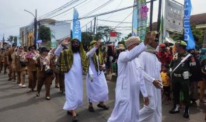 Pawai Ta'aruf MTQ Kota Tangsel.(ski) Portalkota.id