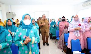 Wali Kota Benyamin Naikan Insentif Kader Posyandu.(ist) Portalkota.id