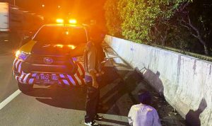 Wanita Muda Ditemukan Telantar di Tol Jakarta-Tangerang, Diduga Korban Penganiayaan.(ist) Portalkota.id