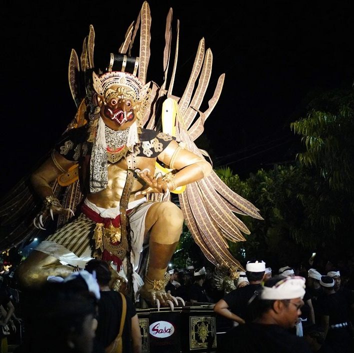 Kreasi Ogoh-ogoh Garuda Suwarnakaya, kolaborasi Sasa dan Kedux Garage.(ist) Portalkota.id