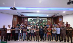 Ngobrol Bareng Pimpinan Media, Kajati Banten Ajak Masyarakat Berantas Korupsi.(ist) Portalkota.id