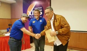 Wali Kota Tangerang Selatan Benyamin Davnie sebut Rapat Kerja RW 07 di Perumahan Nusaloka Sektor XIV.5 ini menjadi contoh modernitas lembaga kemasyarakatan.(ist) Portalkota.id