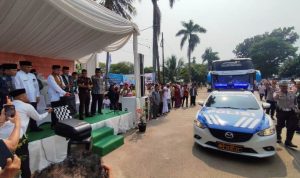 Pilar lepas ratusan calon jemaah haji asal Tangsel.(Huda) Portalkota