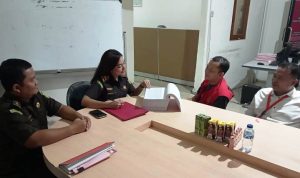 Kejati Banten Serahkan Tersangka Perkara Tipikor Bank Himbara Cabang Tangerang.(ist) Portalkota.id