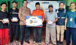 Bersama BMM, BPKH Salurkan Ribuan Paket Qurban dan Rendang Kaleng.(Ist) Portalkota.id