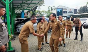 Wakil Wali Kota Tangsel, Pilar Saga Ichsan saat mengunjungi Kecamatan Serpong Utara.(Foto Huda Portal Kota) Portalkota.id