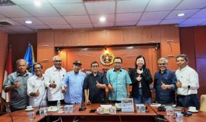Rapat Perdana Dewan Kehormatan (DK) PWI 2023-2028 di Sekretariat PWI Pusat, Gedung Dewan Pers lantai 4, Kebon Sirih, Jakarta Pusat, Selasa (17/10/2023).(Ist) Portalkota.id