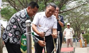 Pj Gubernur Banten Lepas Ekspor Perdana Briket Arang Batok Kelapa Tujuan Arab Saudi.(Ist) Portalkota.id