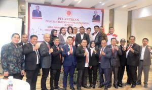 Kartono Resmi Dilantik Menjadi Ketua DPD IKADIN Banten.(eka) Portalkota.id