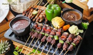 Menu kambing guling di Hotel Santika Premiere ICE-BSD.(ist) Portalkota.id