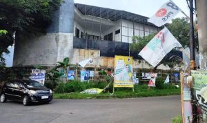 Alat Peraga Kampanye para peserta Pemilu 2024.(riski) Portalkota.id