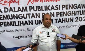 Ketua Bawaslu Kota Tangsel, Muhamad Acep.(riski) Portalkota.id