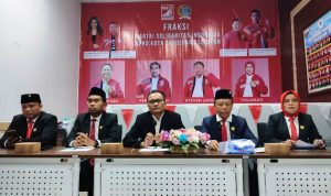 Para Legislator PSI Tangsel, Steven Jansen (kiri) hingga Yulianah (kanan).(Riski) Portalkota.id