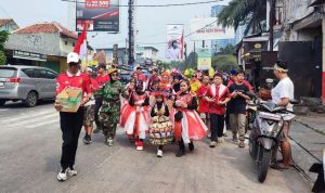 Warga RW 12 Pakualam gelar Karnaval ‘Perjuangan’.(riski) Portalkota.id