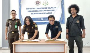 PWI dan Kejari Tangsel Teken MoU.(Ris) Portalkota.id