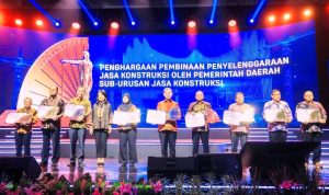 Pemkot Tangsel Raih Penghargaan dari Kementerian PU.(ist) Portalkota.id