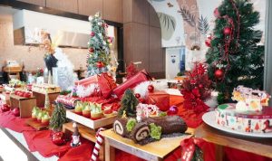 Makan Sepuasnya Saat Natal di Mercure Serpong Alam Sutera.(ist) Portalkota.id
