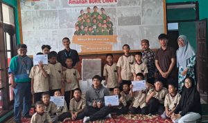 Bareng SONAR dan RQ, ALW Berbagi Berkah di Asrama Yatim Mizan Amanah Bukit Cinere.(ist) Portalkota.id
