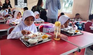 Program Makan Bergizi Gratis di Serpong.(ris) Portalkota.id
