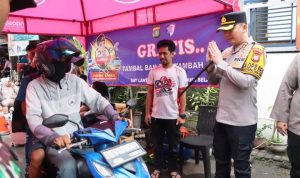 Polres Tangsel Hadirkan Layanan Kesehatan & Tambal Ban Gratis untuk Pemudik di Posyan Bitung.(ist) Portalkota.id
