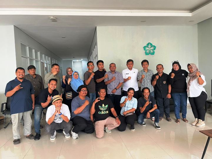 Perkuat Sinergi, Dikbud Silaturhami ke PWI Kota Tangsel.(Foto: Istimewa) Portalkota.id