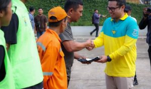 Dukung Gerakan Nasional, Wakil Wali Kota Tangsel Ajak Warga Rutin Kerja Bakti.(Foto: Istimewa) Portalkota.id