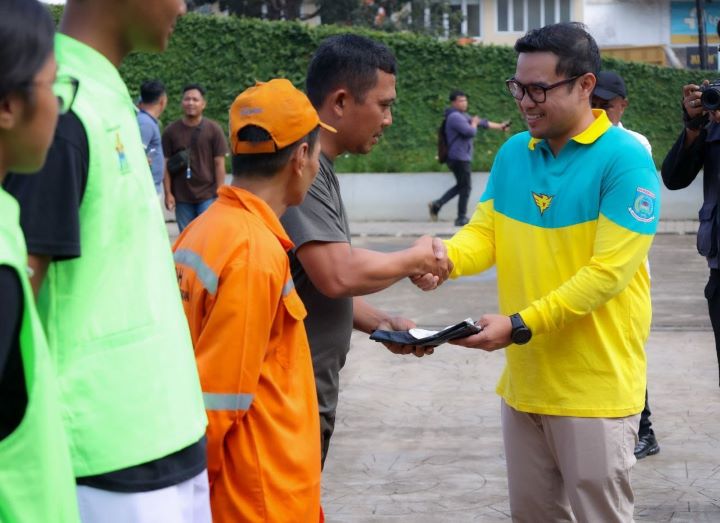 Dukung Gerakan Nasional, Wakil Wali Kota Tangsel Ajak Warga Rutin Kerja Bakti.(Foto: Istimewa) Portalkota.id
