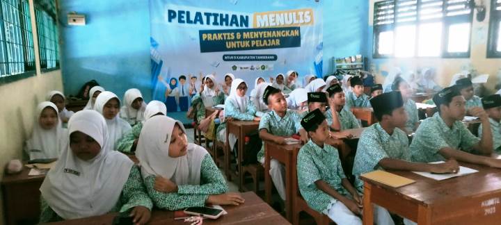 Pelatihan Menulis JMSI Banten Dorong Literasi Digital Siswa Madrasah di Kabupaten Tangerang.(Foto: Istimewa) Portalkota.id