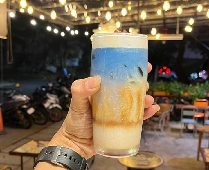 Retro Bloom Latte ala Retro Serpong.(Foto: Istimewa) Portalkota.id